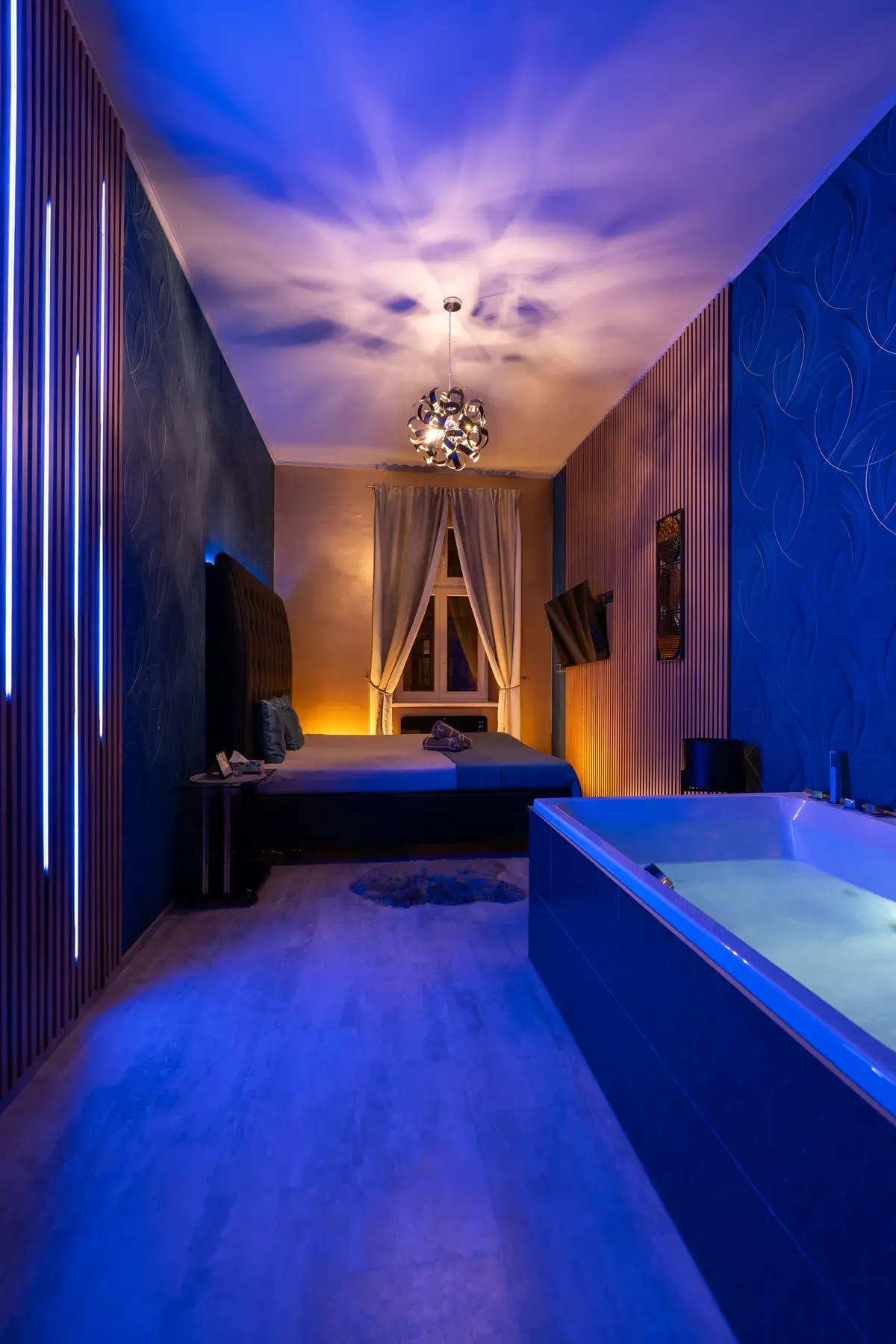 Pokoj Havana, privátní wellness Praha, pokoj v modrém světle